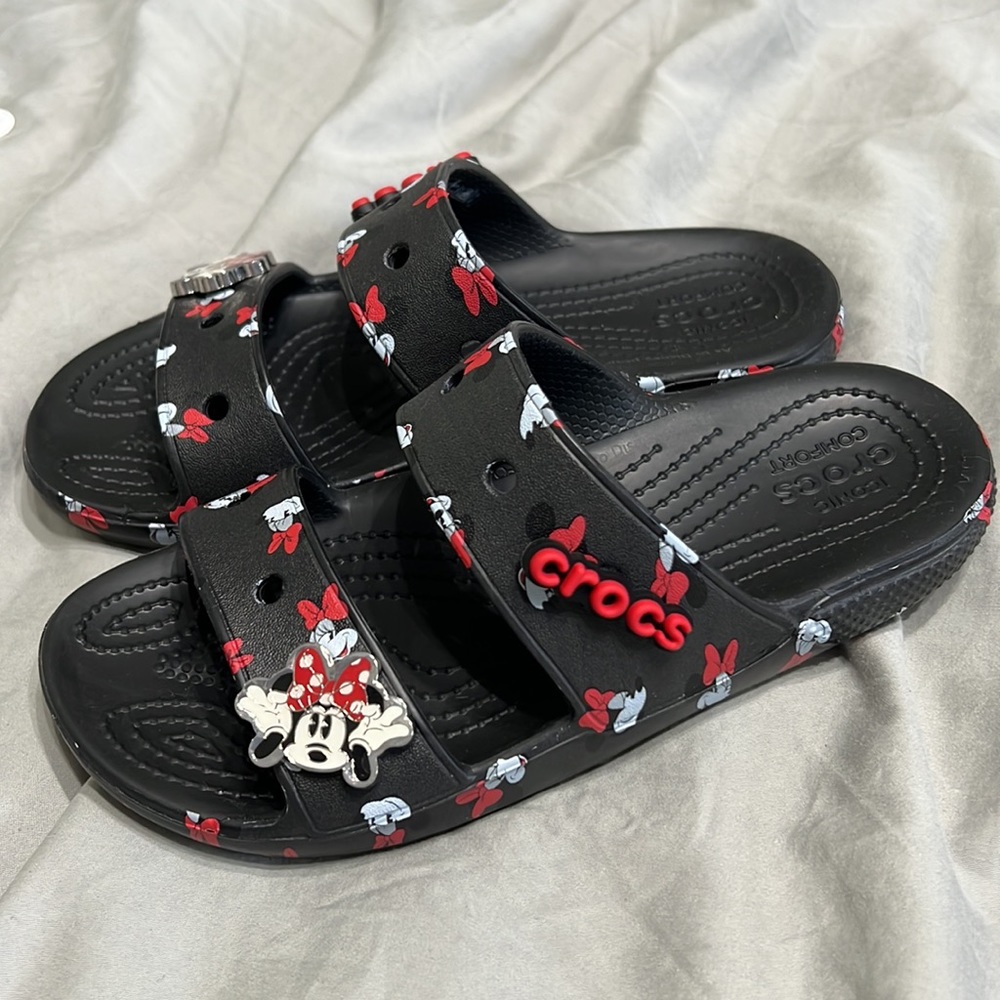 Mini Mouse Crocs
